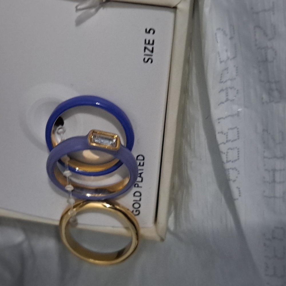 Size 5 Rings - Picture 2 of 2